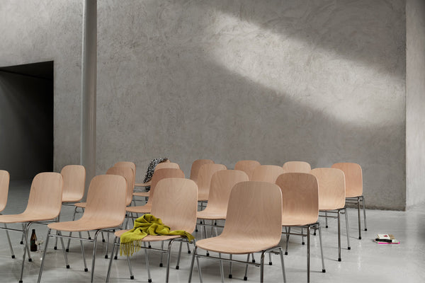 Touchwood Chair Black / Black by Lars Beller Fjetland - Hem