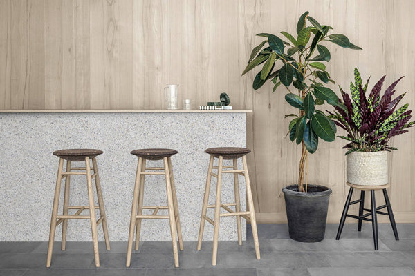 Drifted Bar Stool Light Cork / Black by Lars Beller Fjetland - Hem